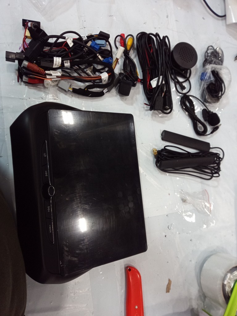 USED Android 13 Car Stereo For Chevrolet Camaro 2016-2025 Radio GPS Carplay AHD
