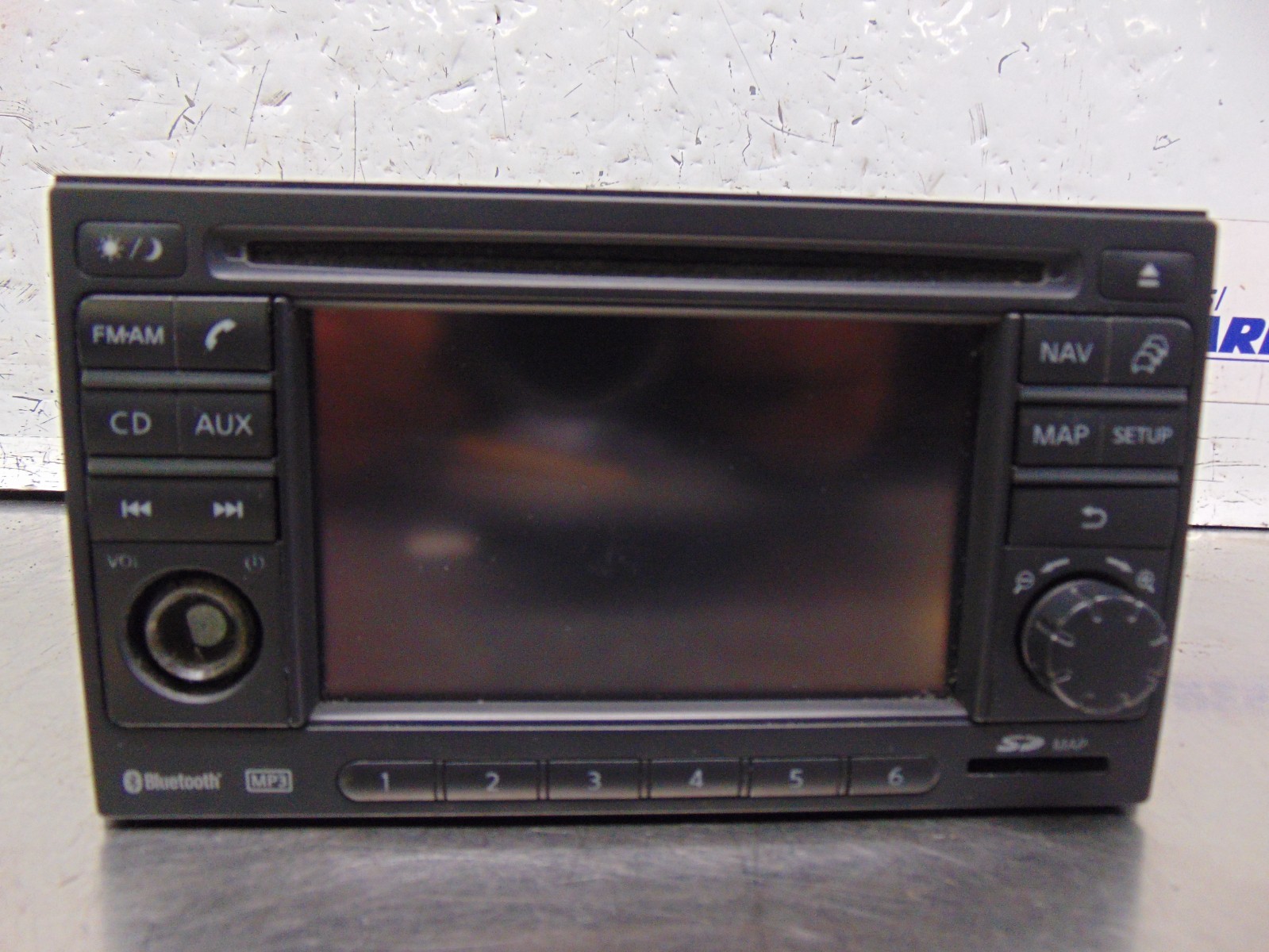 Nissan Qashqai Stereo Head Sat Nav J10 Facelift 10-13 CODE Maps SD Card