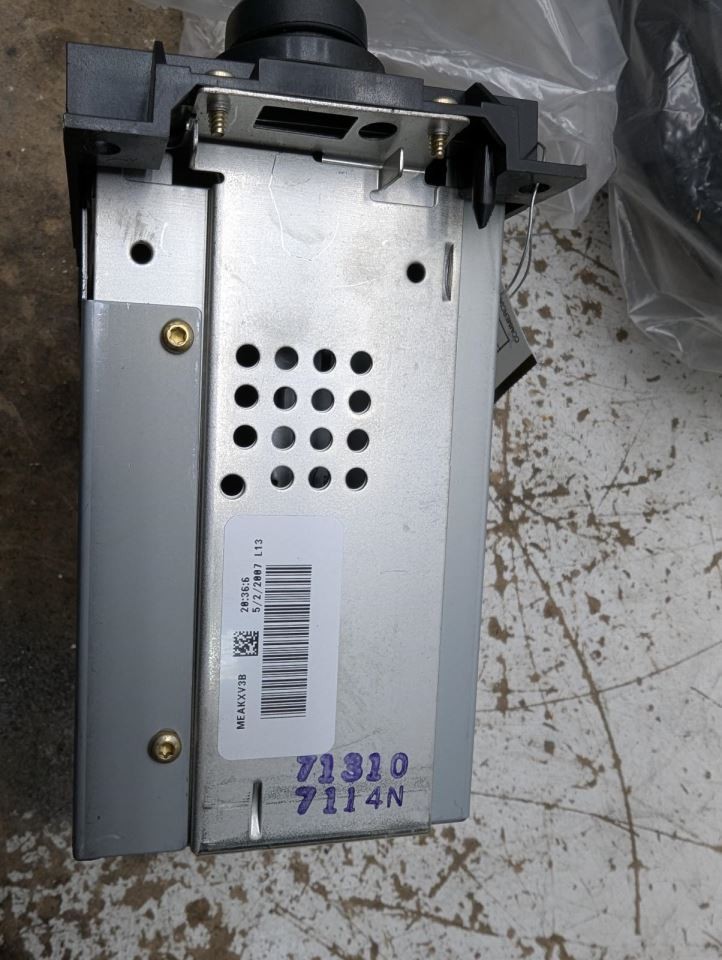 Audio Equipment Radio Receiver Radio AM-FM CD Player Fits 05-07 DAKOTA 796891