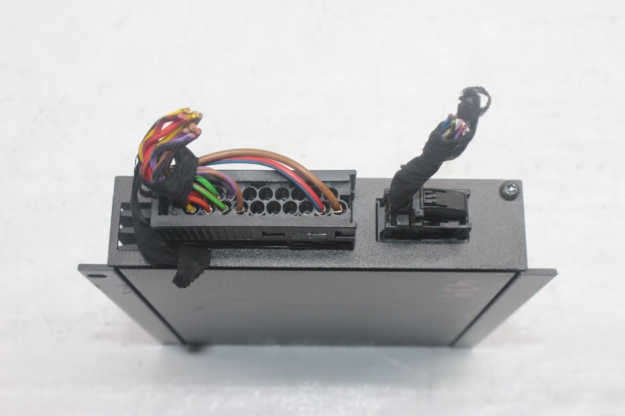 1997 PORSCHE BOXSTER 986 CONV #439 AMPLIFIER W/O DIGITAL NOKIA 4X40W