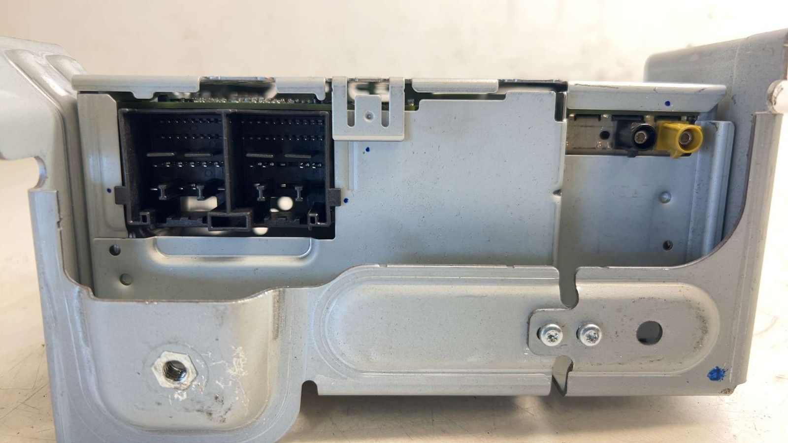 2020 2021 2022 2023 2024 Ford Explorer Radio Receiver Player MB5T-18K810-AA