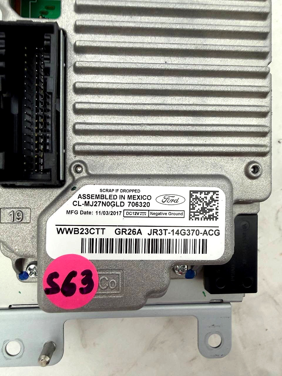 2016-2018 Ford Mustang Touch Screen Display & Module Assembly OEM
