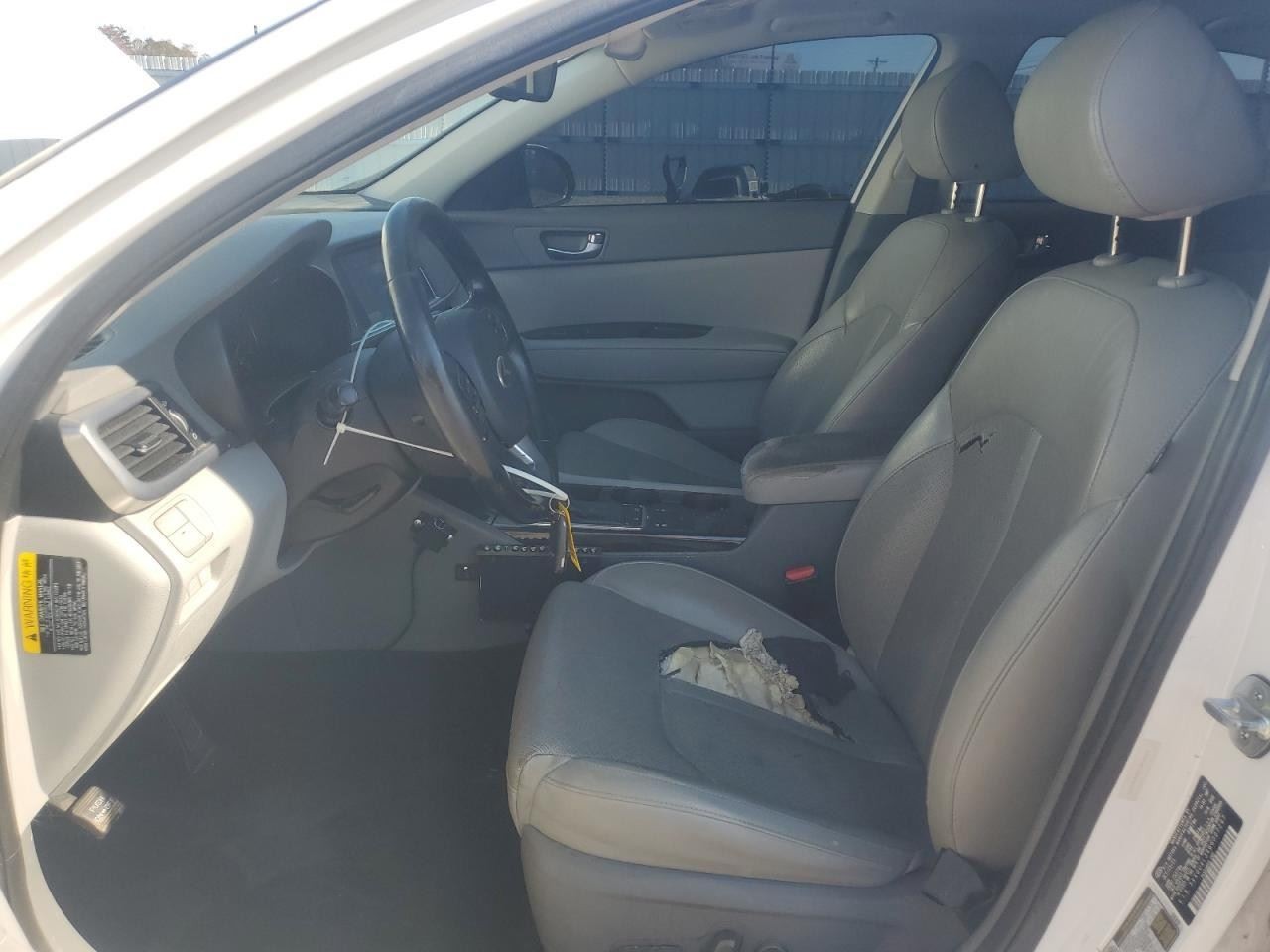 Audio Equipment Radio Receiver US Market Fits 16-18 OPTIMA 1121195