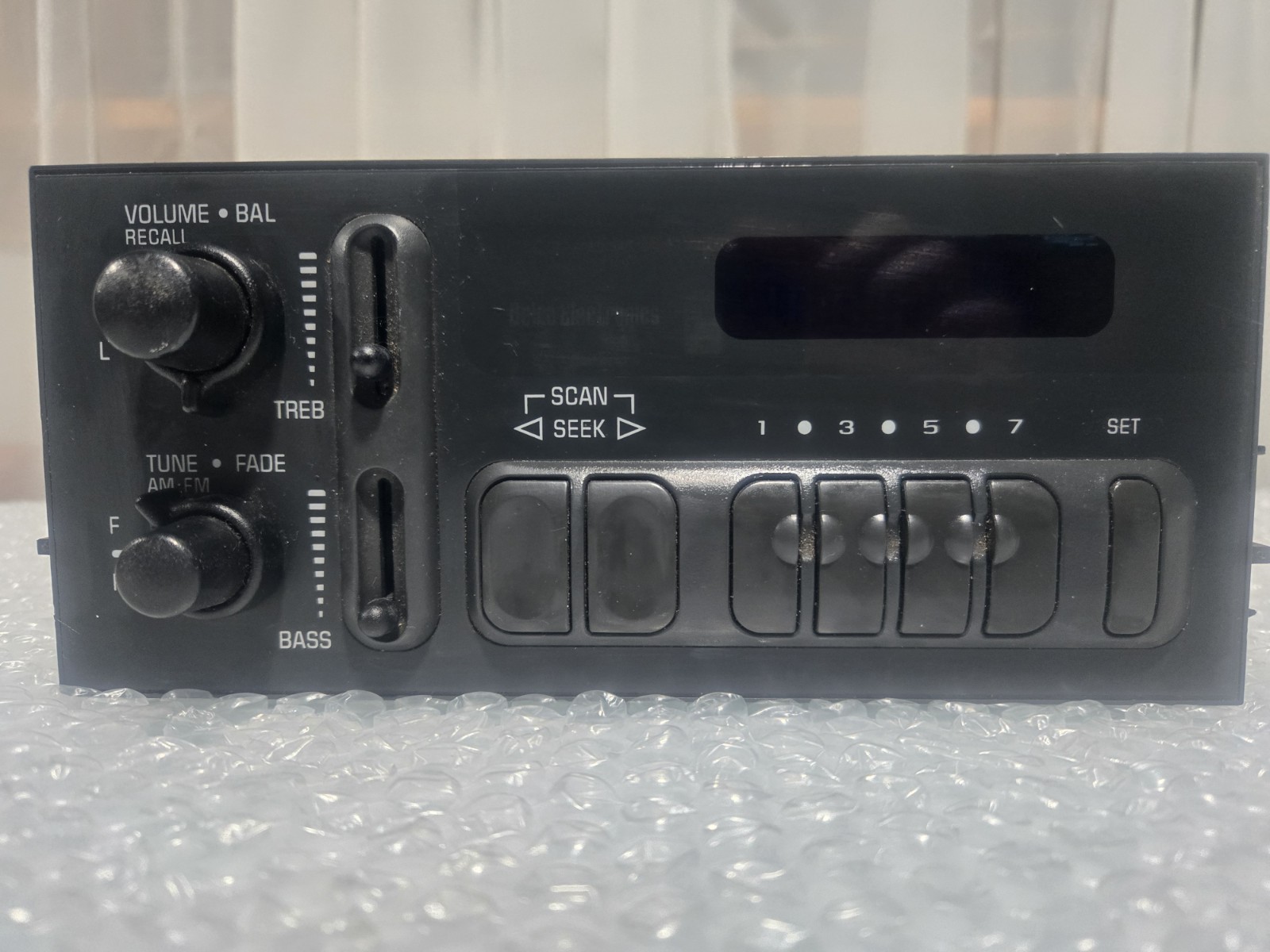 AC DELCO CHEVROLET RADIO OEM