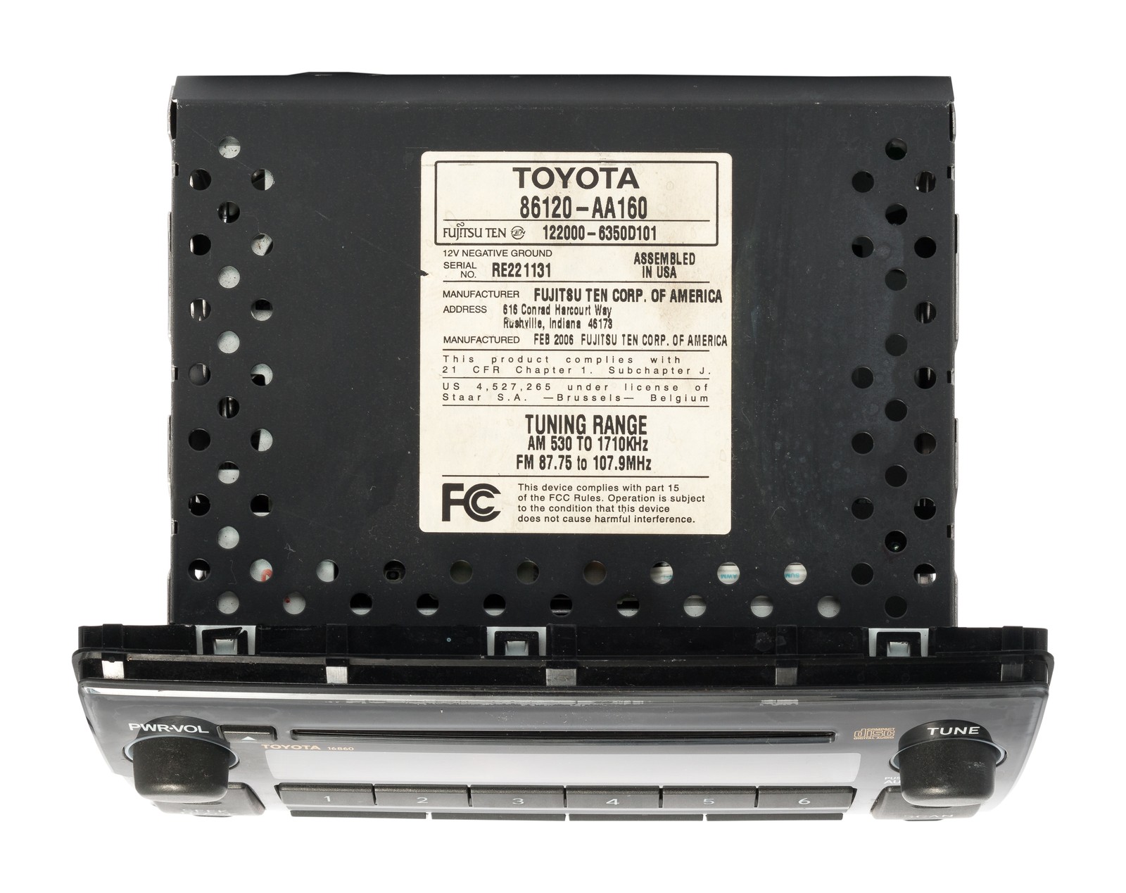 2005-2006 Toyota Camry AM FM Radio CD Player Part Number 86120-AA160 Face 16860