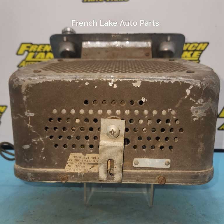 PARTS DONOR Radio 982420 Fits 1948 OLDSMOBILE 1246459