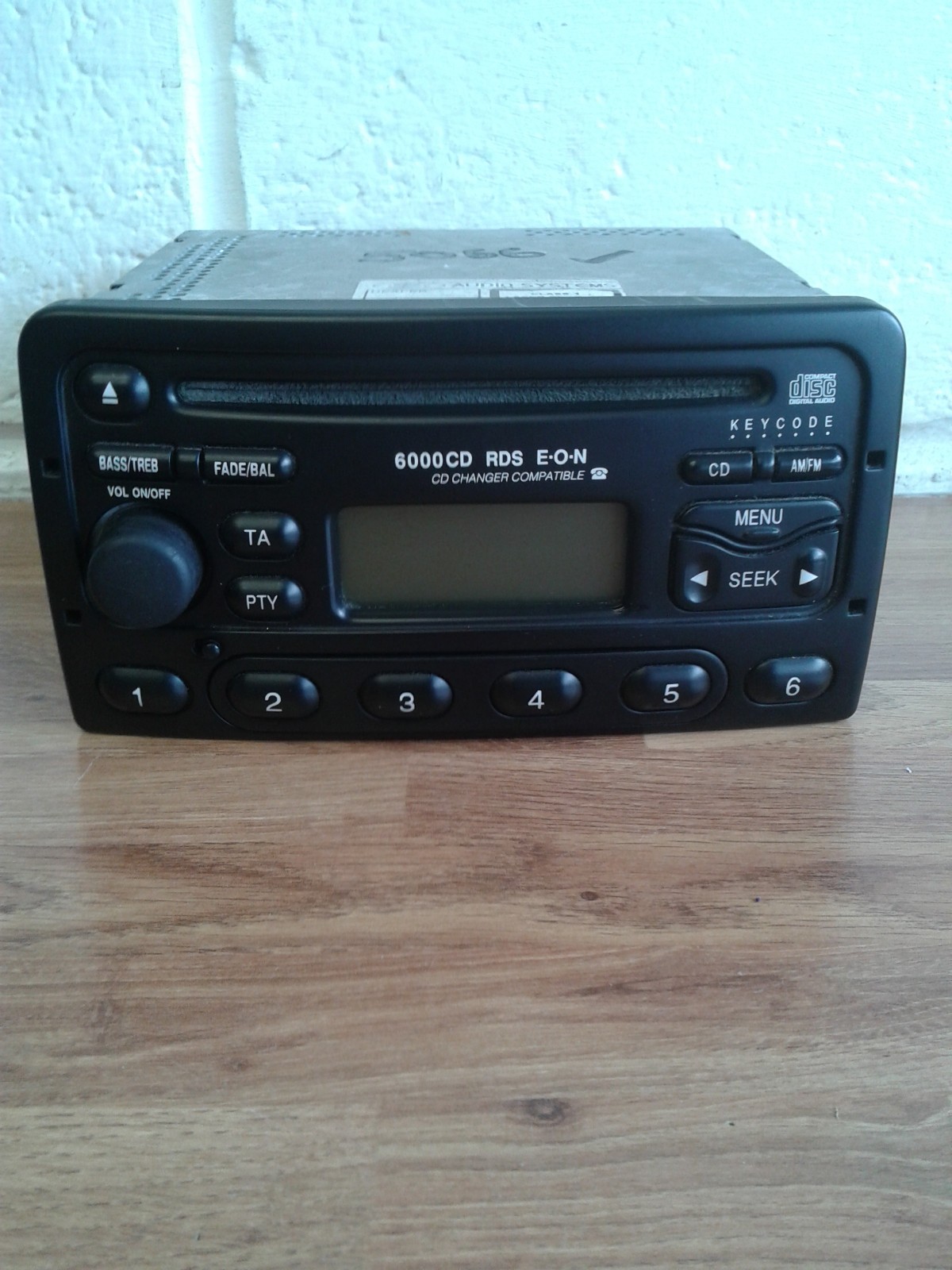 FORD 6000 CAR RADIO STEREO CD PLAYER FIESTA FOCUS TRANSIT MONDEO CONNECT + CODE