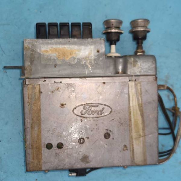 CORE UNTESTED AM RADIO “C9MA/9BM” FITS 1969 MERCURY 1144421