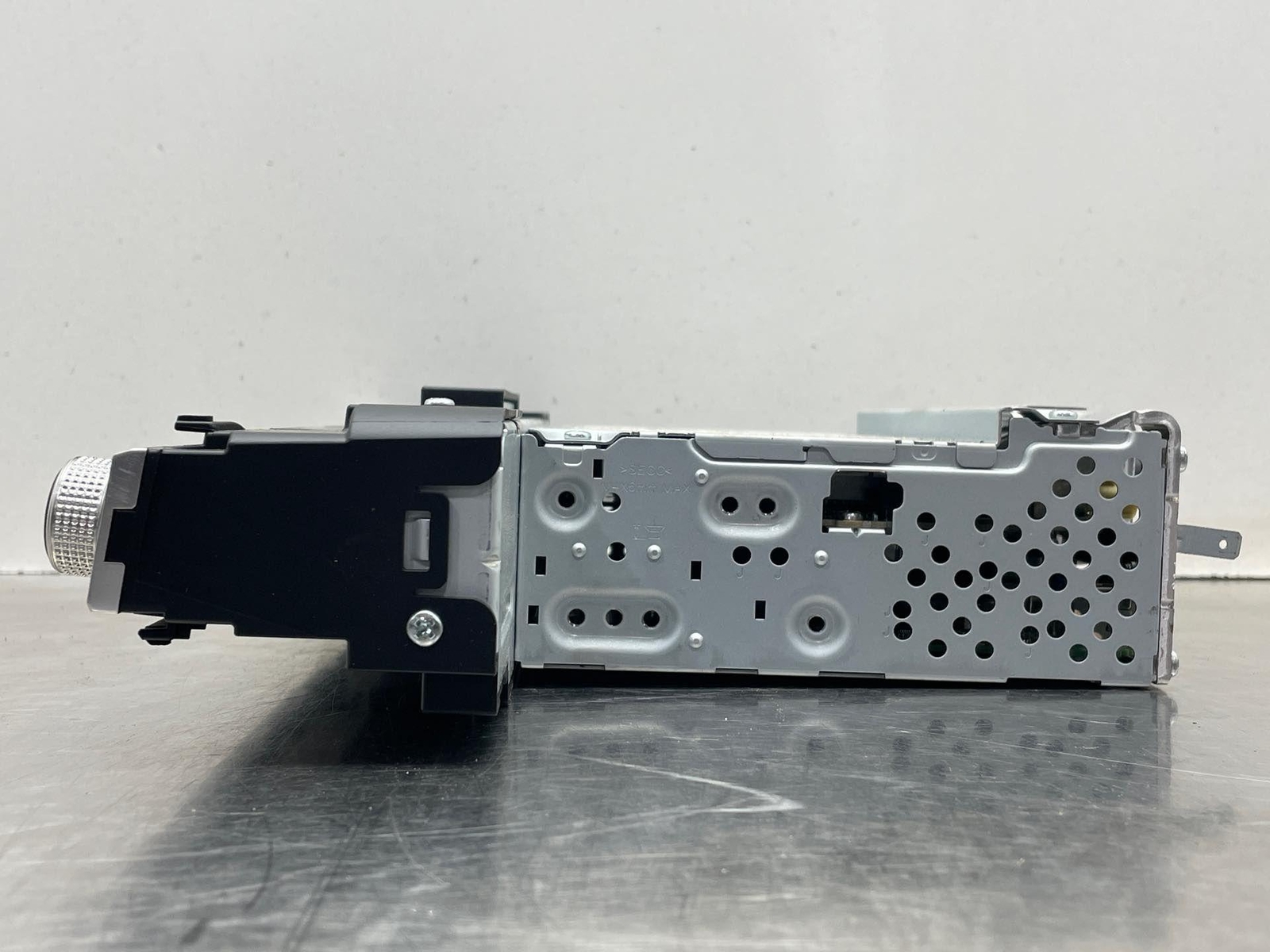 2019 Genesis G70 OEM AM/FM Radio Receiver Navigation Unit 96160-G9140VCA 20 21
