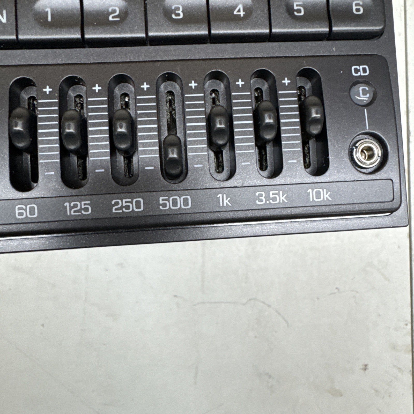 Mitsubishi MB823847 Sterio Radio See Desc 1991-99 Mitsubishi 300GT/Dodge Stealth
