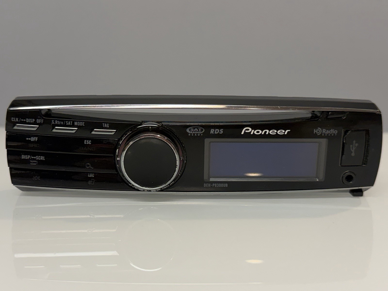 PIONEER DEH-P8300UB CAR RADIO STEREO MP3 USB AUX CD PLAYER – FACEPLATE ONLY