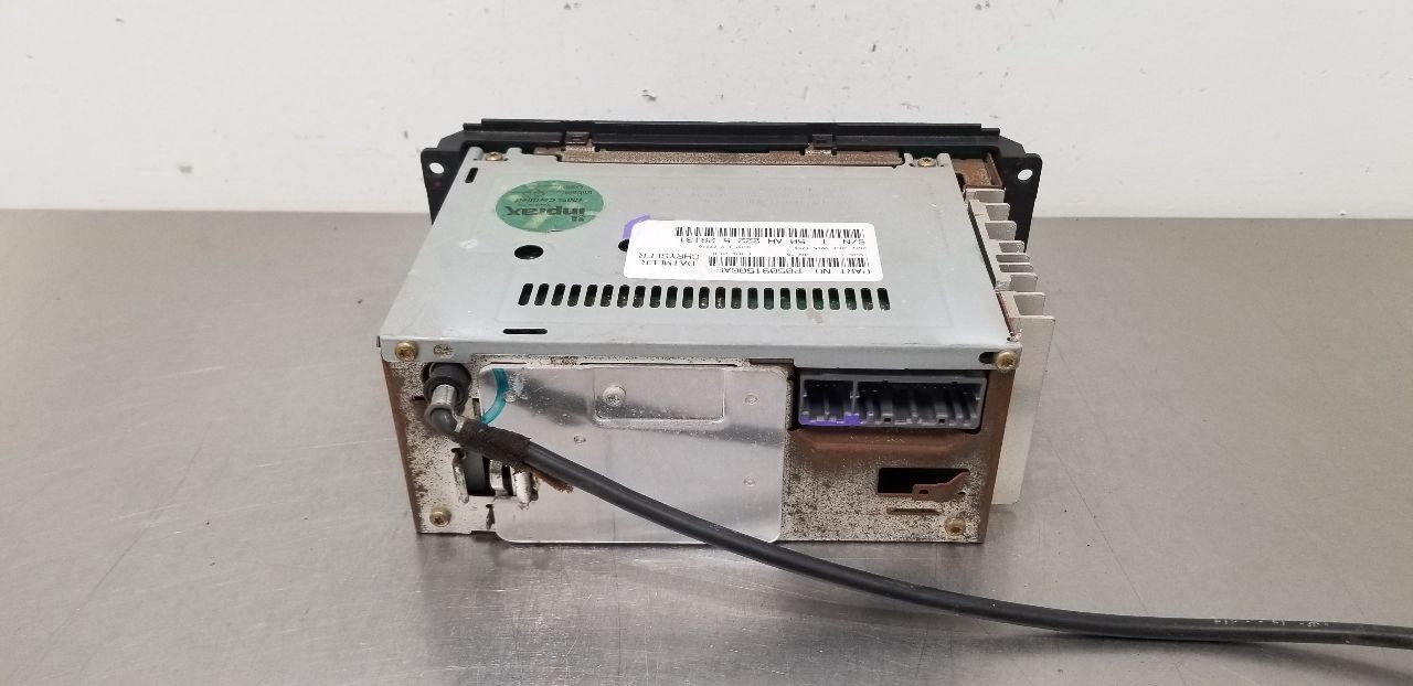 06 JEEP WRANGLER TJ RADIO AUDIO RECEIVER HEAD UNIT 05091506AE