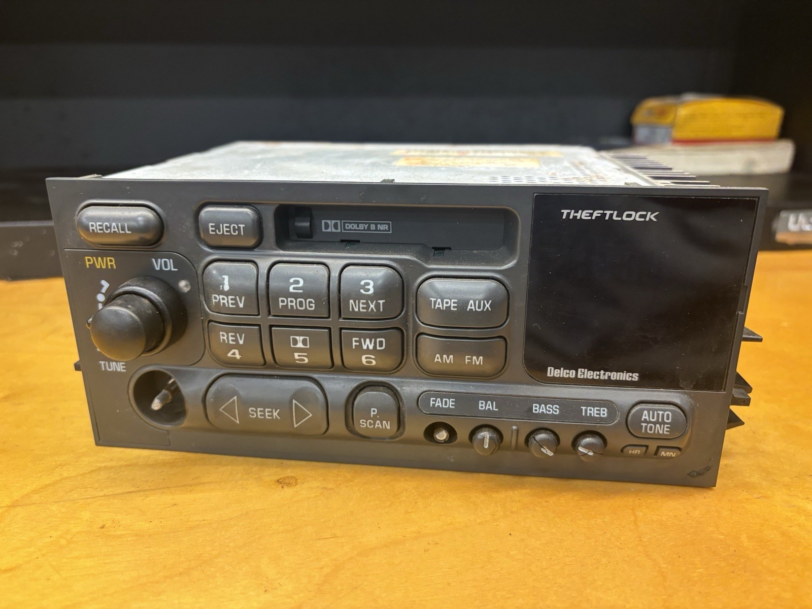 95-99 OEM Chevy GMC Radio Silverado Sierra Tahoe Yukon Suburban Cassette