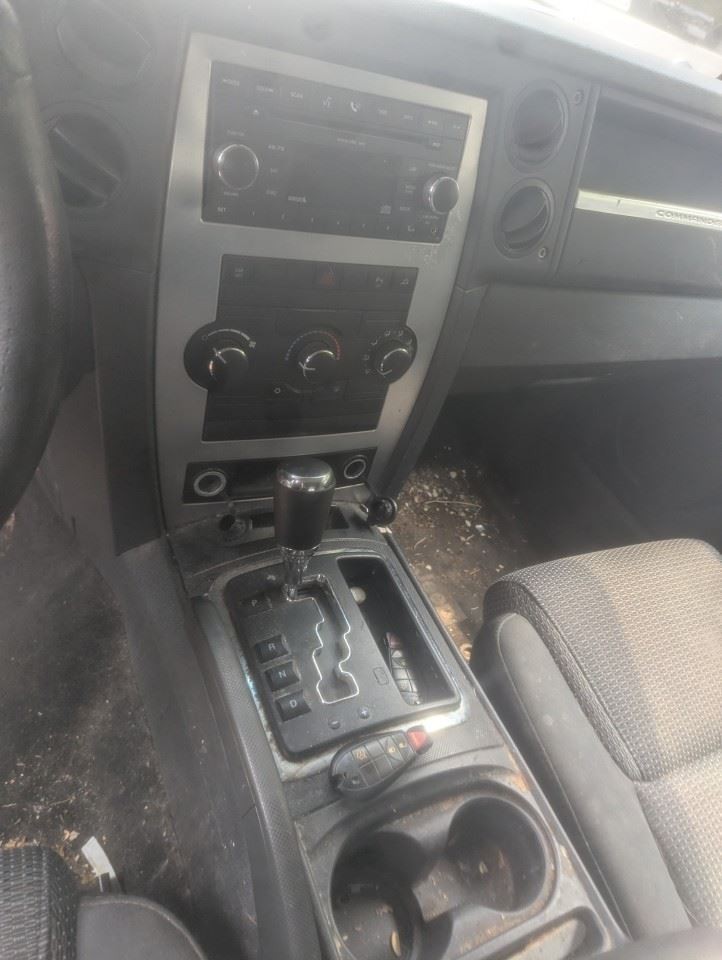 2008-2010 Dodge Dakota Radio AM FM CD-MP3 Face Plate ID RES OEM 1383414