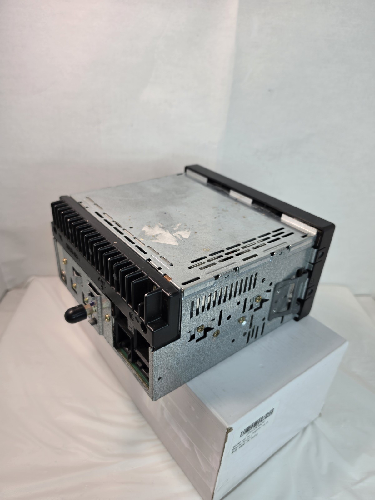 Ford OEM 3L3T-18C868-AC Ford Dual Media AM/FM radio, CD player, Cassette Player