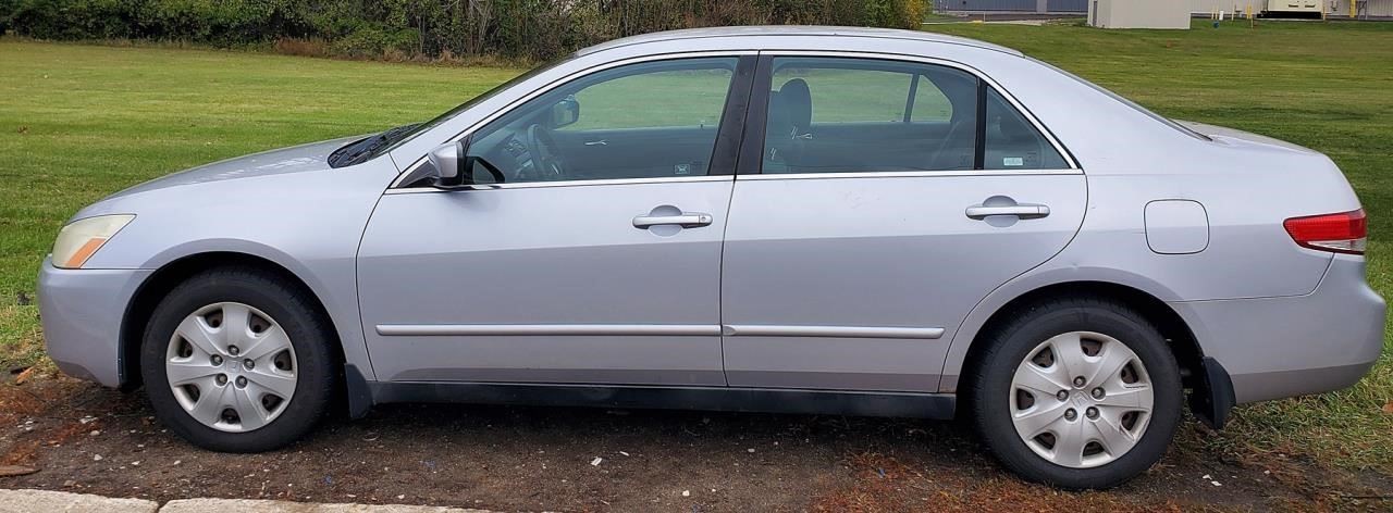 Audio Equipment Radio AM-FM-6 CD 6 Disc 120 Watt Fits 03-07 ACCORD 146046