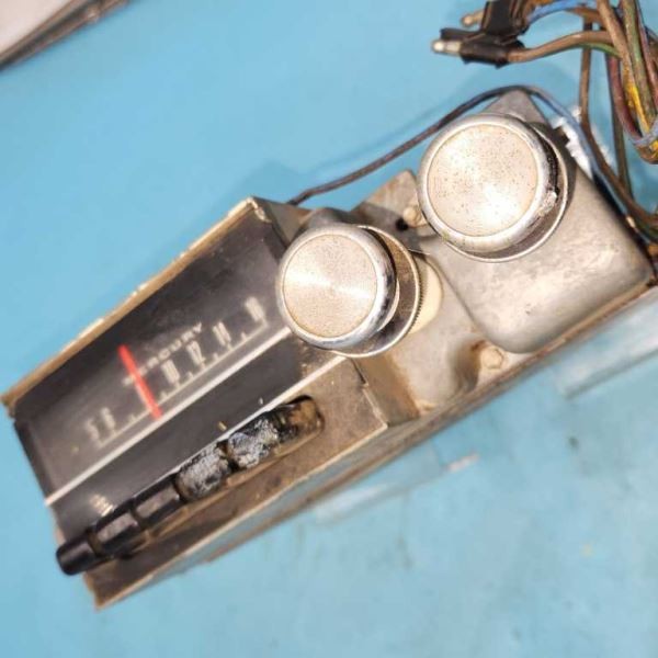 UNTESTED AM Radio “C9MA18806” Fits 1969 MERCURY 1144132