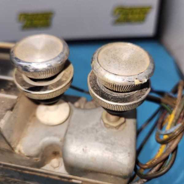 UNTESTED AM Radio “C9MA18806” Fits 1969 MERCURY 1144132