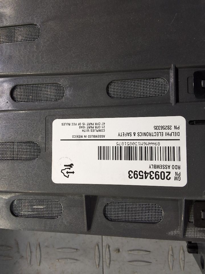 2010-2013 Chevy Silverado Radio AM FM Stereo CD MP3 USB opt UUI