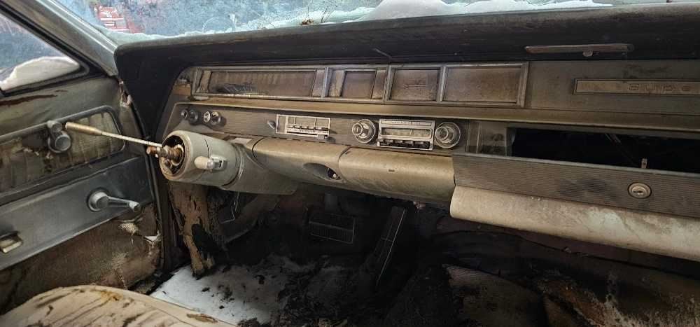 A/M RADIO untested Fits 1963 OLDSMOBILE SUPER 88 1067497