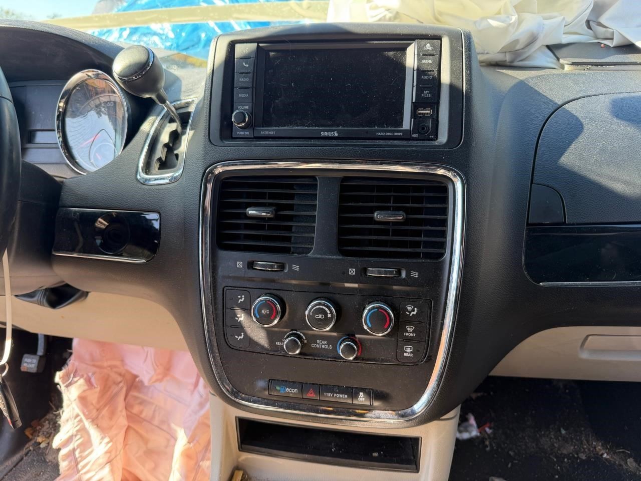 Audio Equipment Radio Receiver Radio With 6.5″ Screen Fits 12-20 CARAVAN