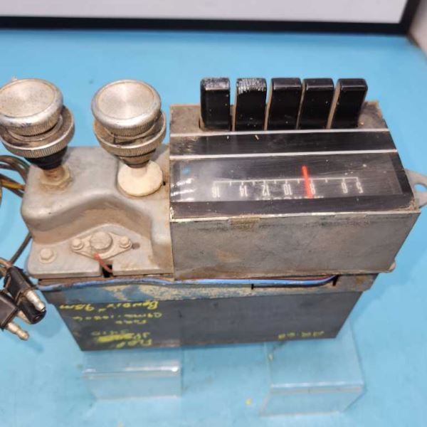 UNTESTED AM Radio “C9MA18806” Fits 1969 MERCURY 1144132