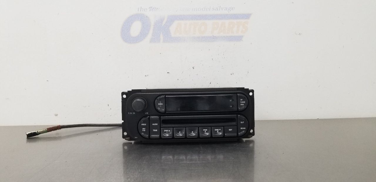 06 JEEP WRANGLER TJ RADIO AUDIO RECEIVER HEAD UNIT 05091506AE