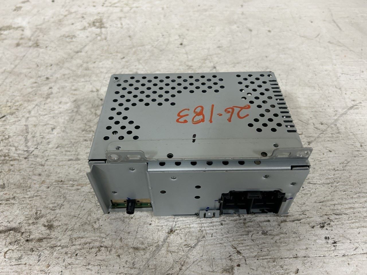 2023 FORD TRANSIT25 OEM Radio Receiver Part Number LK4T18K810BN