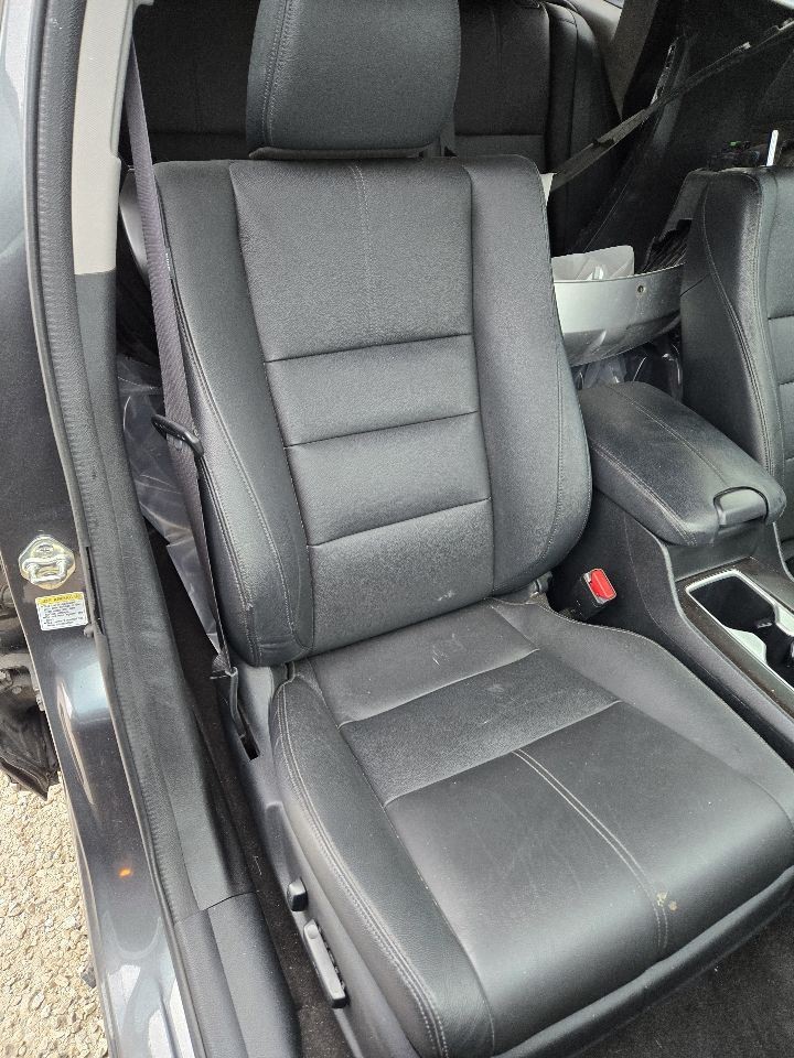 2013-2015 Honda Crosstour Info-GPS-TV Screen US Market Display Screen Dash EX