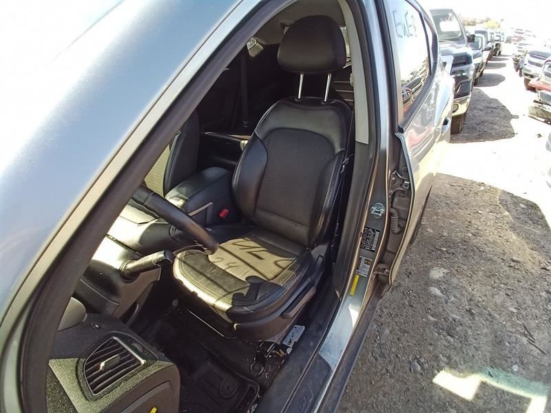 96160-2S161 Radio Receiver AM-FM-CD-MP3 From 2012 TUCSON 10655031