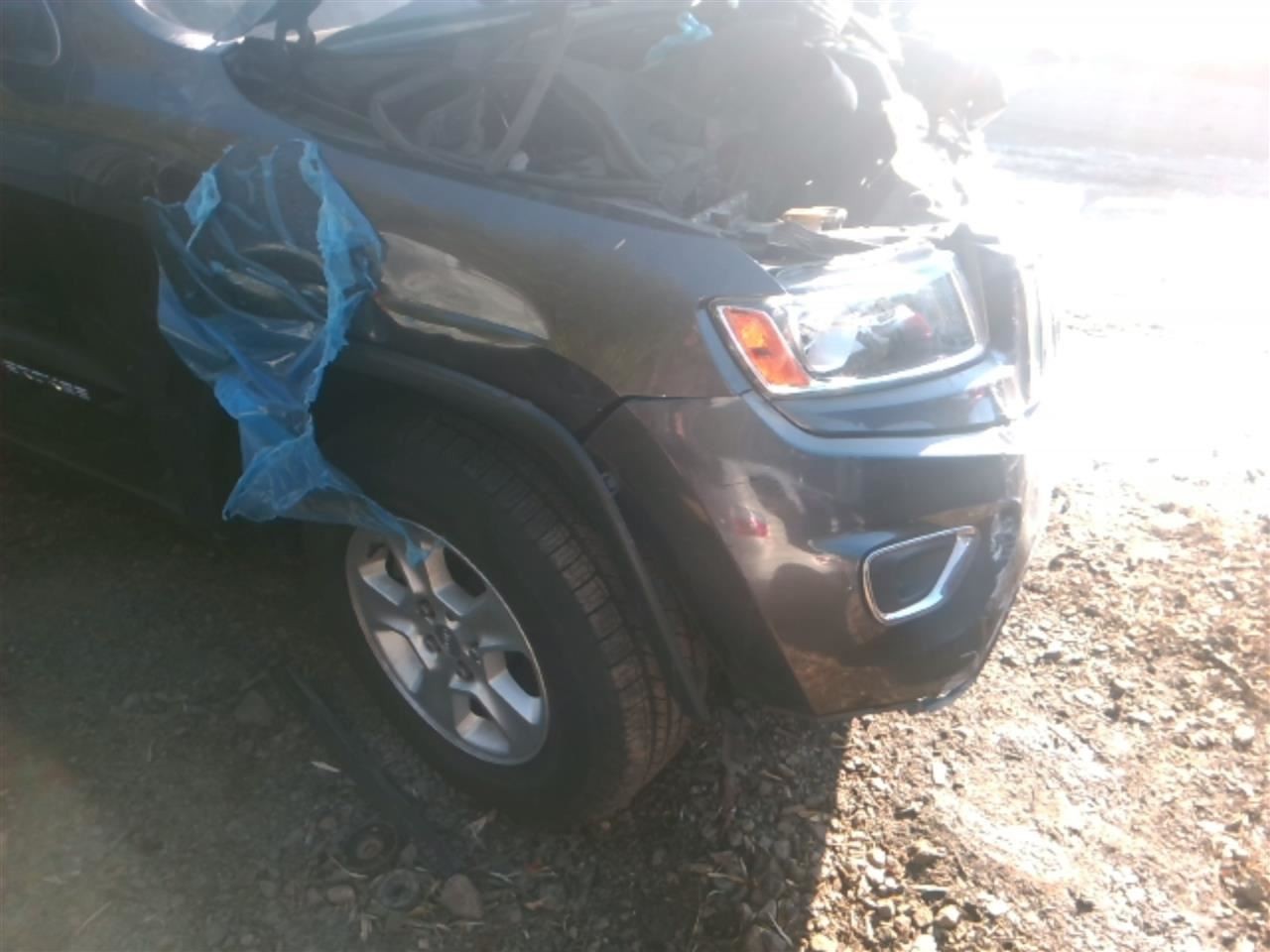 Audio Equipment Radio Receiver 5.0″ Screen Sirius Fits 14 GRAND CHEROKEE 563643