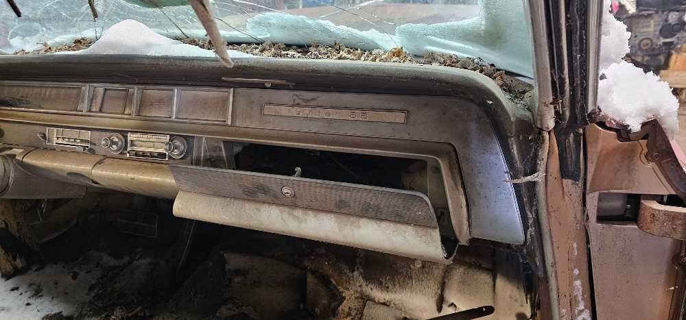 A/M RADIO untested Fits 1963 OLDSMOBILE SUPER 88 1067497