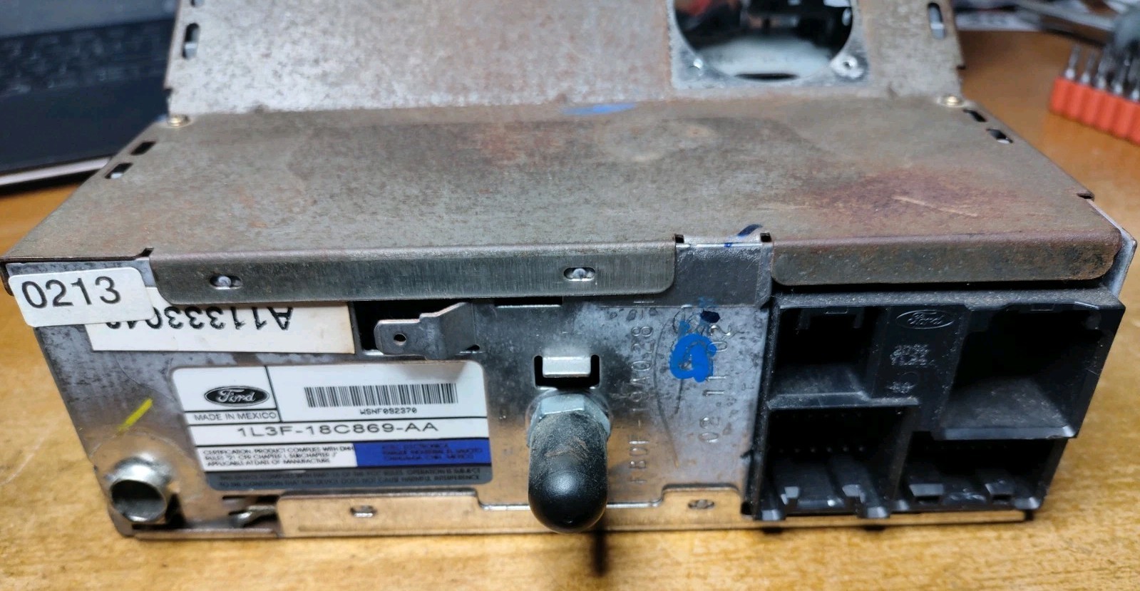 97-02 Ford Expedition F-150 CD radio face w/circuit board/fan 1L3F-18C869-AA