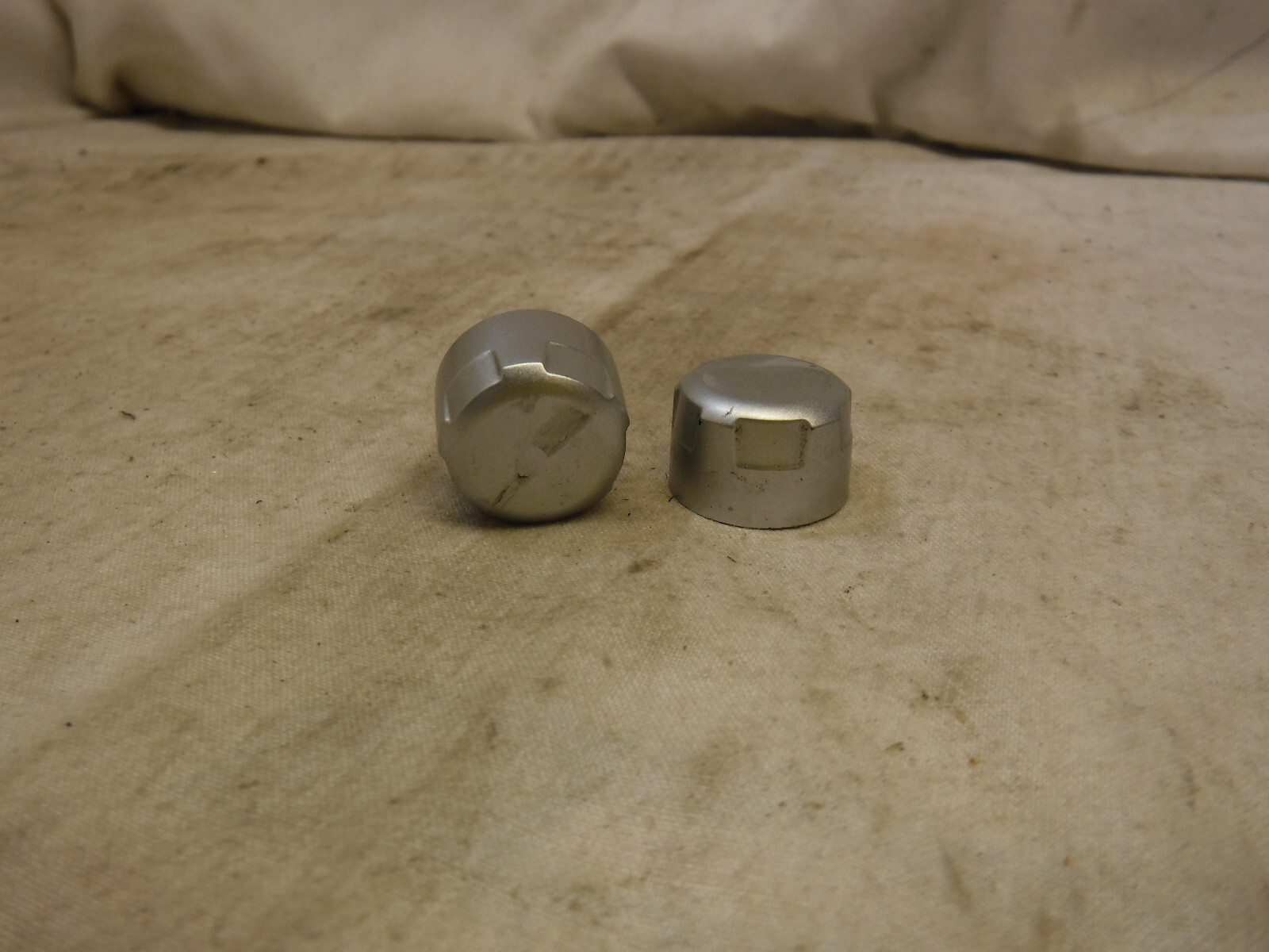 10 11 12 SUBARU LEGACY Radio CD Knob Set 86201AJ64A PE645U1 XTR13