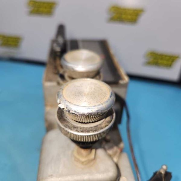 UNTESTED AM Radio “C9MA18806” Fits 1969 MERCURY 1144132