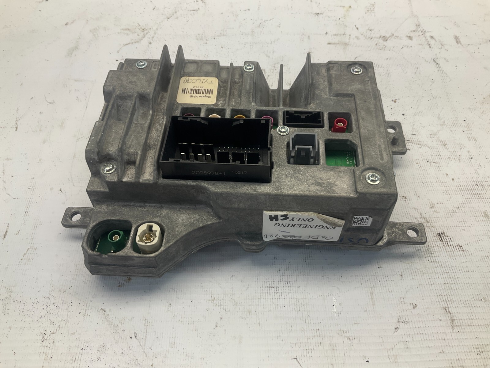 Chrysler VP4R Uconnect 4C Audio Radio Receiver Module P