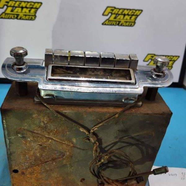 AM/PB RADIO FOR PARTS FITS 1948 CADILLAC 1080382