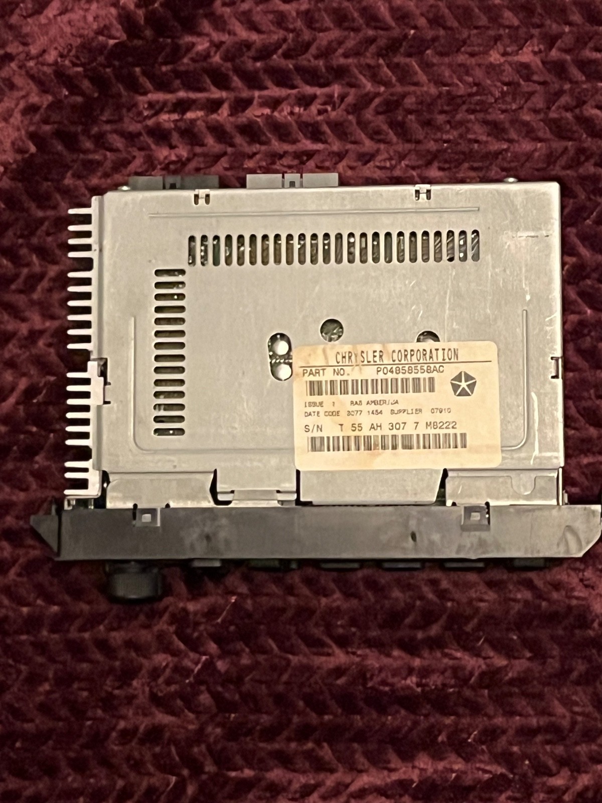 OEM Mopar Chrysler Dodge Ram AM/FM Cassette Radio P04858558AC Dolby B NR Factory