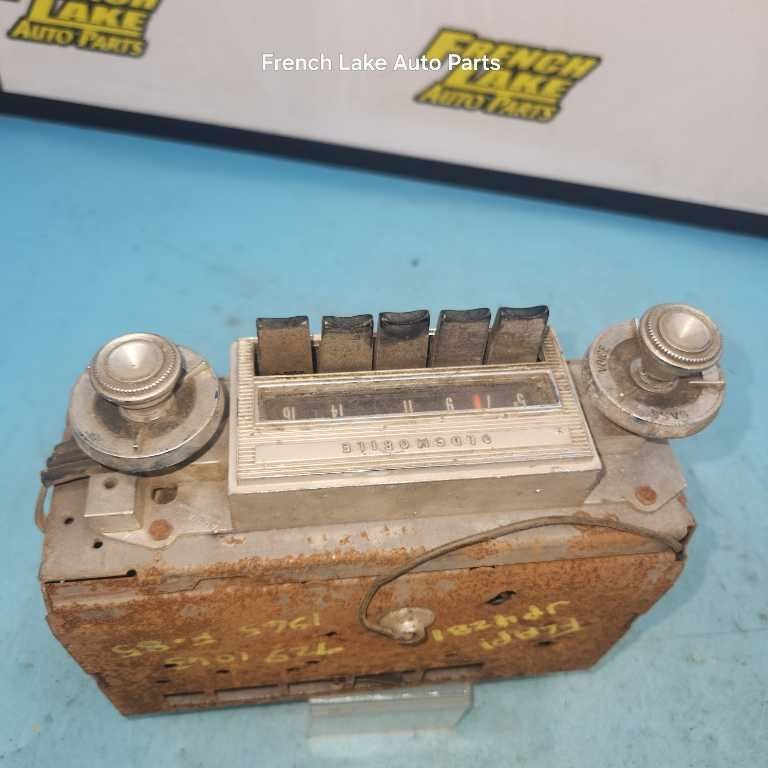 UNTESTED A/M Radio 7291063 Fits 1965 OLDSMOBILE F85 1253283