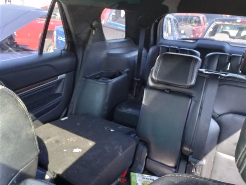2017 Ford Explorer Radio Assembly W/ Temp Controls