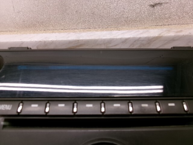 20934593 10 11 12 13 Express Savana Silverado AM FM Stereo Radio CD MP3 Player