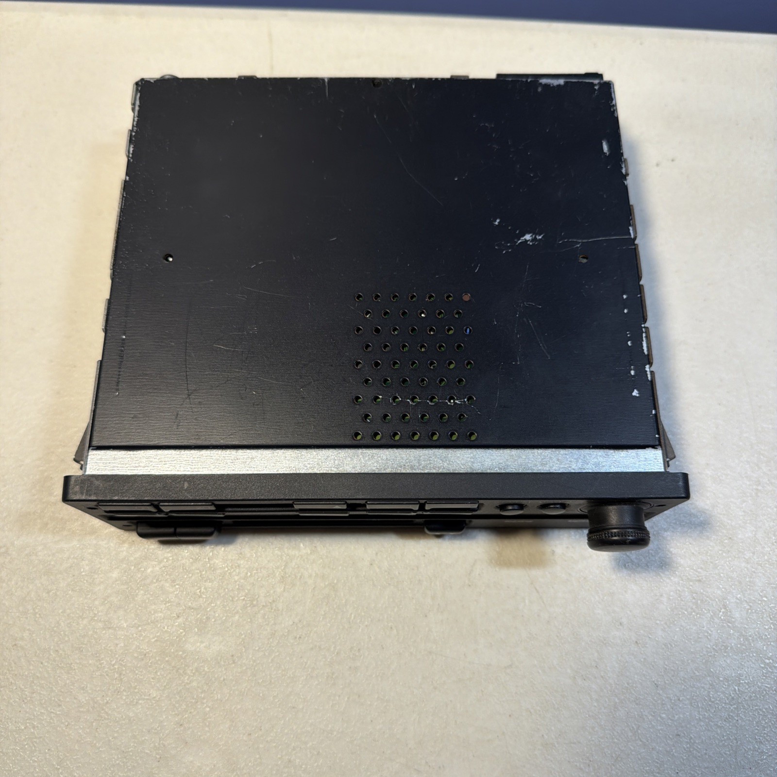 AUDI beta CC Compact Radio Cassette Module 8640846080 4a0035152 -not tested code