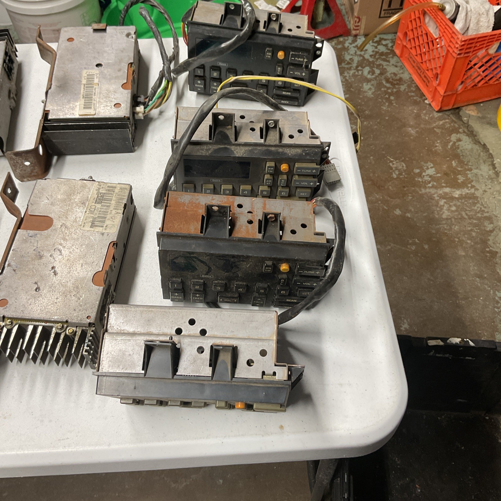 1988-1994 Chevrolet GMC Radio Lot For Parts Unknown Condition