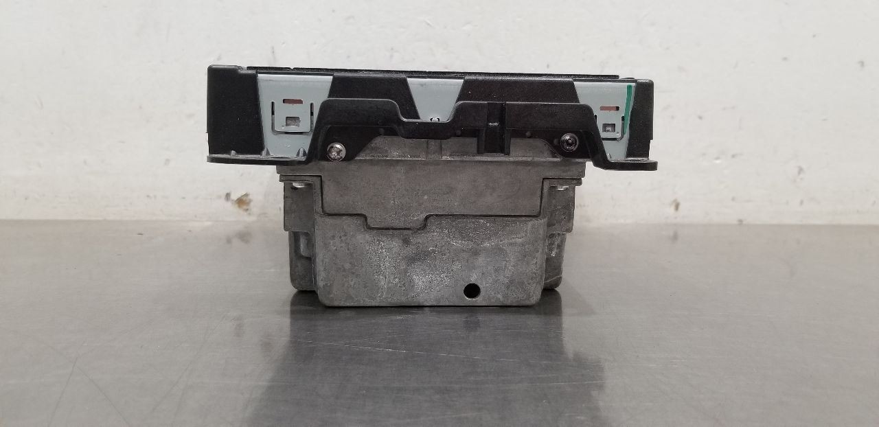 16 DODGE RAM 2500 RADIO AUDIO RECEIVER HEAD UNIT DISPLAY 68258671AF