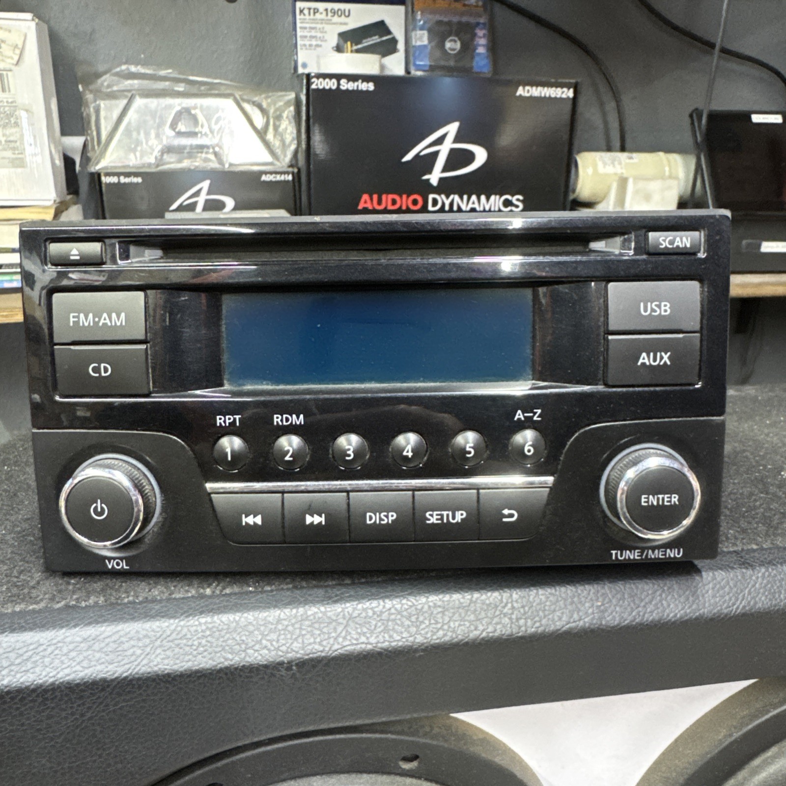 2015-2017 Nissan Versa Sentra Radio Receiver AM-FM-stereo-CD ID 28185-9MC1A OEM