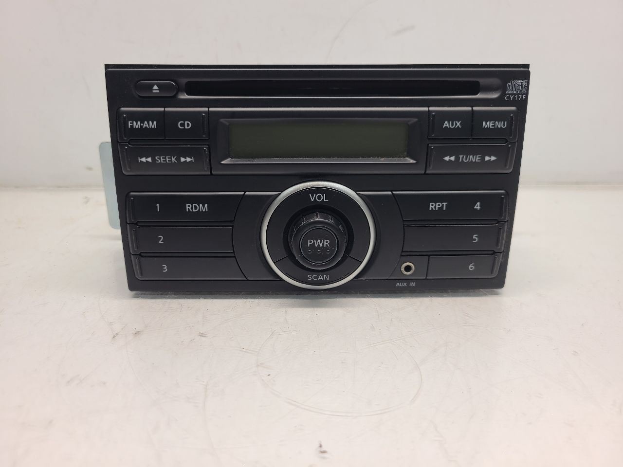 2010-12 Nissan Versa (Hatchback/AM/FM/Single Disc) Radio Receiver PN: 28185ZW80D