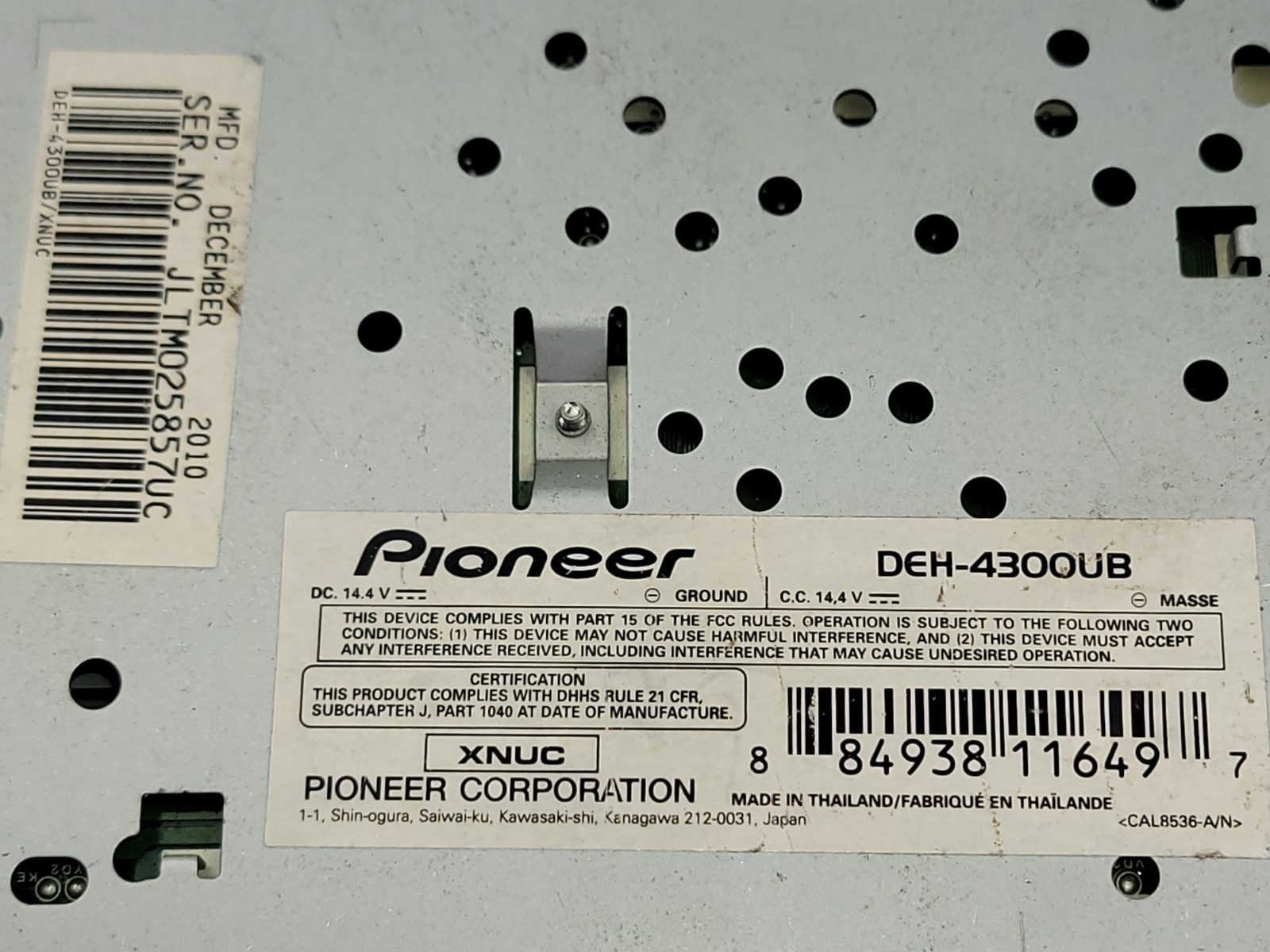 Pioneer DEH-4300UB Car Stereo CD Player USB AUX MP3 – UNTESTED / MISSING PLUG