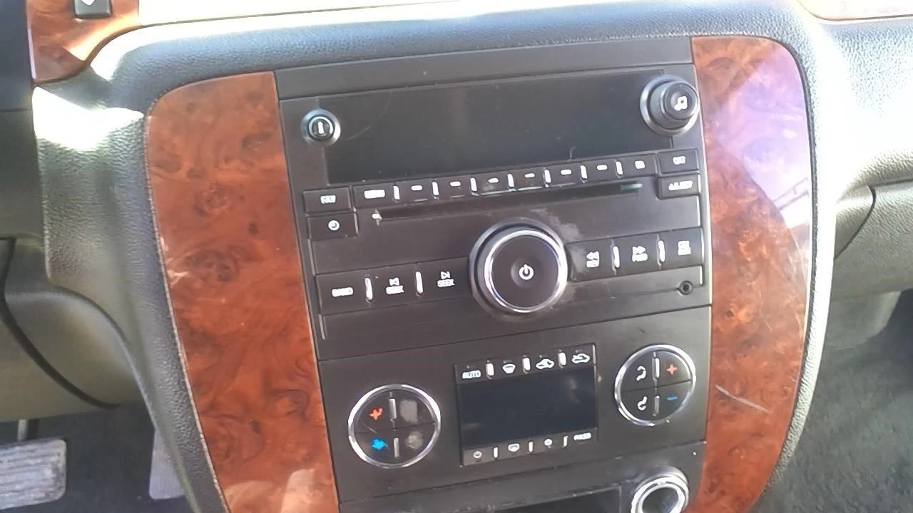 Audio Equipment Radio AM-FM-CD-MP3-USB Fits 11-21 EXPRESS 2500 VAN 32233569