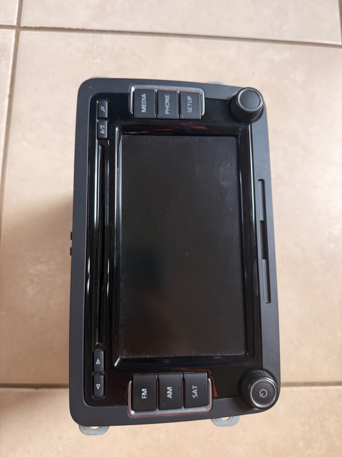 2010-2015 VW JETTA PASSAT DISPLAY TOUCH SCREEN AC RADIO STEREO 6 CD-CHANGER OEM