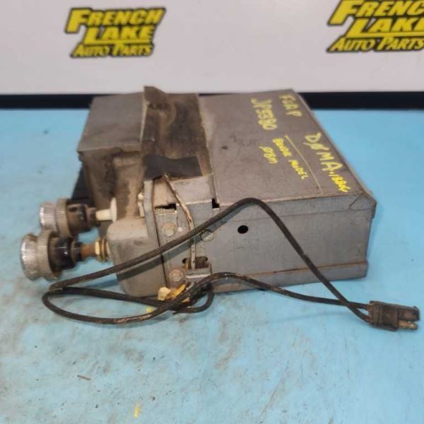 UNTESTED AM Radio “D0M-18806” Fits 1970 MERCURY MARQUIS 1142073
